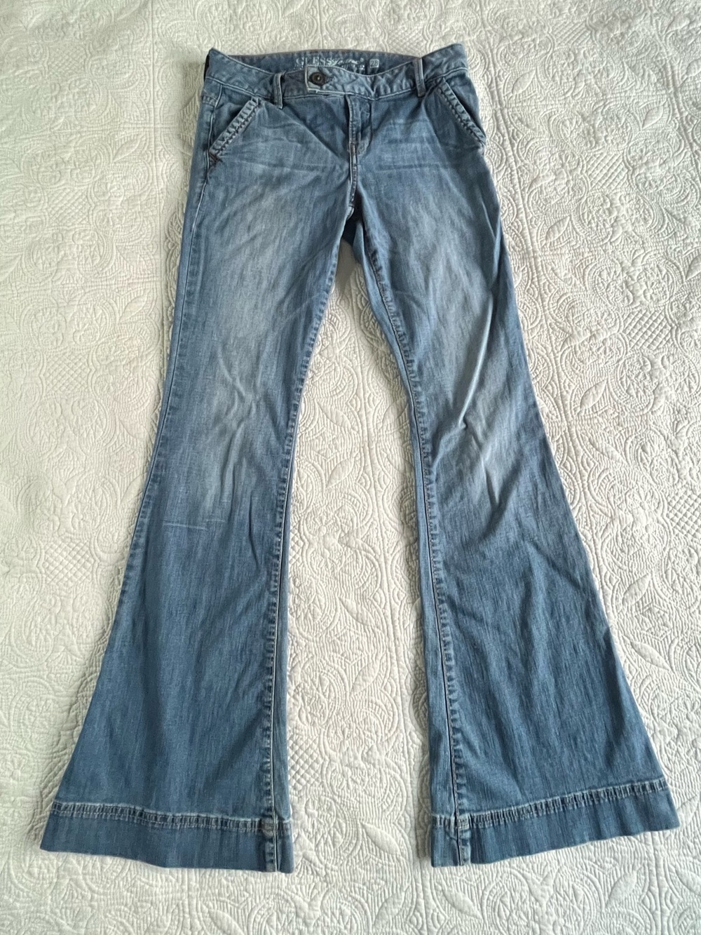 Y2K Guess Women’s Light Blue Flared Jeans - Classic Casual Style